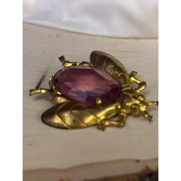 Vintage Gold-Tone Bug Beetle Brooch With Pink Gemstone Accent 1950s - Picture 9 of 10
